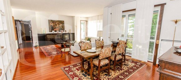 3 bedrooms Apartment in Milan, Italy No. 316362 7