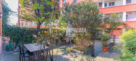 2 bedrooms Apartment in Milan, Italy No. 243997 24