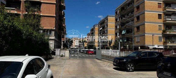 15m² Garage in Rome, Italy No. 293422 8