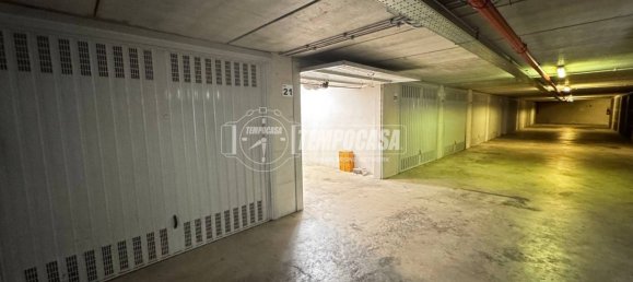 15m² Garage in Rome, Italy No. 293422 3