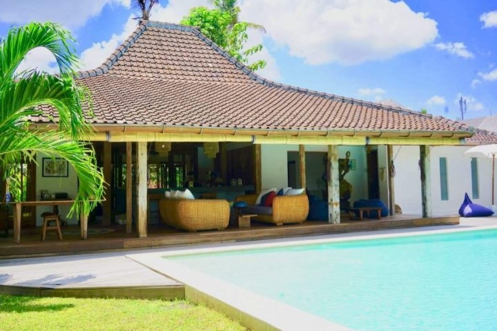 3 Schlafzimmer Villa in Kerobokan, Indonesia, Nr. 3531