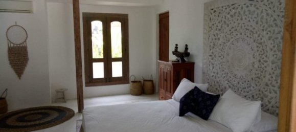 3 Schlafzimmer Villa in Kerobokan, Indonesia, Nr. 3531 12