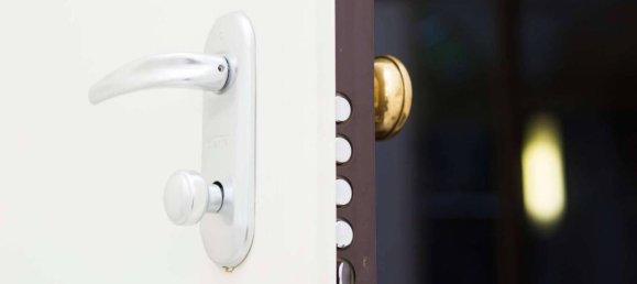 3 rooms Apartment in Genoa, Italy No. 37081 23