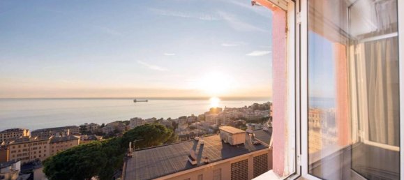 3 rooms Apartment in Genoa, Italy No. 37081 6