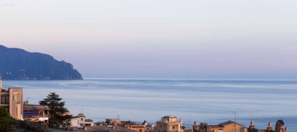 3 rooms Apartment in Genoa, Italy No. 37081 31