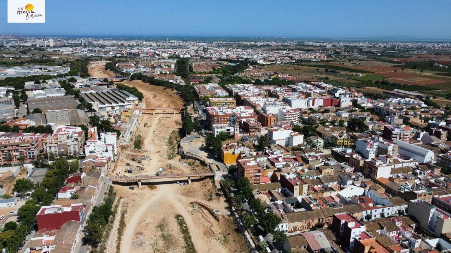 1 dormitorio ático en venta en Picanya, València, Comunidad Valenciana, Spain № 366653