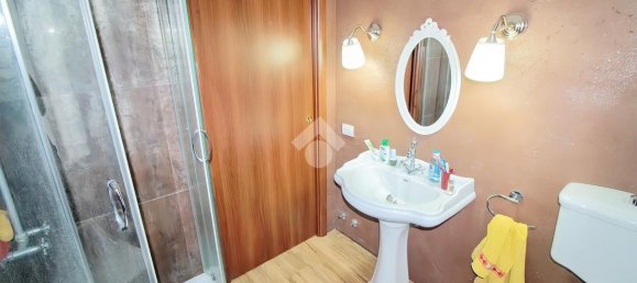 4 rooms Villa in Parma, Italy No. 15117 14