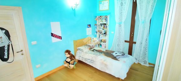 4 rooms Villa in Parma, Italy No. 15117 26