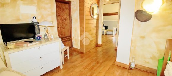 4 rooms Villa in Parma, Italy No. 15117 19