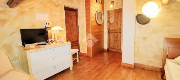 4 rooms Villa in Parma, Italy No. 15117 33