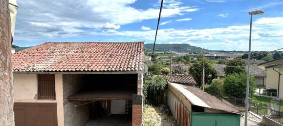 Дом с 4 комнатами в Креаццо, Италия № 170710 6