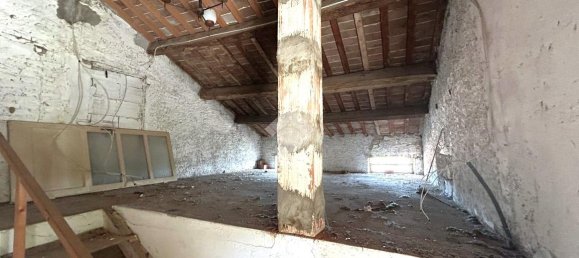 Дом с 4 комнатами в Креаццо, Италия № 170710 26