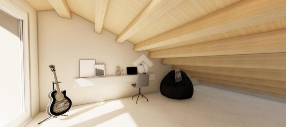 Дом с 4 комнатами в Креаццо, Италия № 170710 14