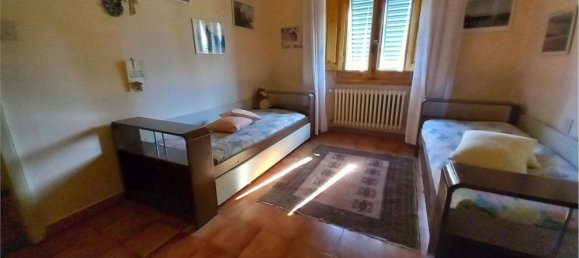 Casa de 6 divisões em Prato, Italy N.º 136362 23