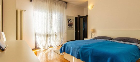 3 bedrooms Villa in Padua, Italy No. 341719 5