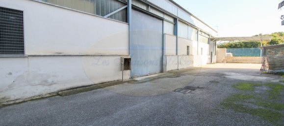  مستودع في Salerno, Italy 260متر مربع رقم 159115 16