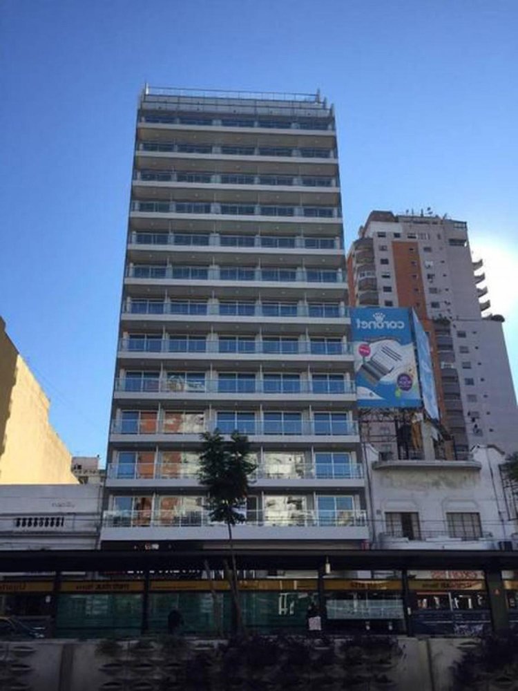 Almacén en Buenos Aires, Argentina No. 106784