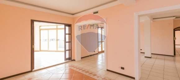 3 bedrooms Penthouse in Syracuse, Italy No. 250597 13