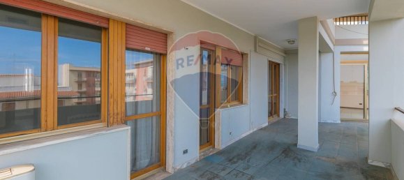 3 bedrooms Penthouse in Syracuse, Italy No. 250597 8