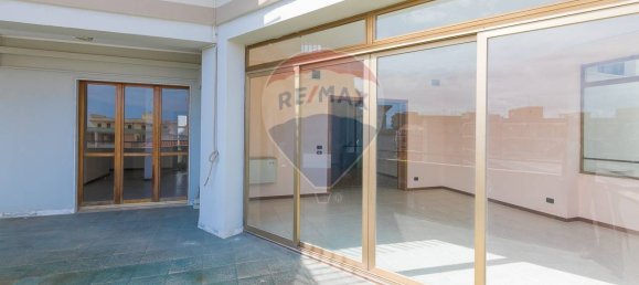 3 bedrooms Penthouse in Syracuse, Italy No. 250597 12