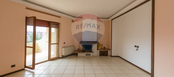 3 bedrooms Penthouse in Syracuse, Italy No. 250597 33