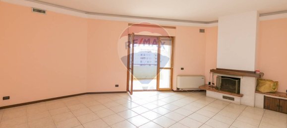 3 bedrooms Penthouse in Syracuse, Italy No. 250597 36