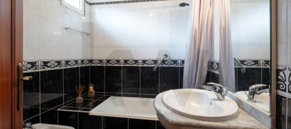 3 bedrooms House in Calheta, Portugal No. 214045 5