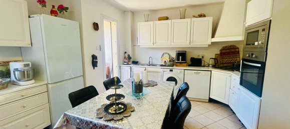 Apartamento de 1 dormitorio en Marseille, France No. 287720 5