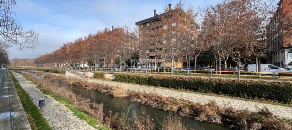 Imóvel comercial em Valladolid, Spain 210 m² N.º 28985 19