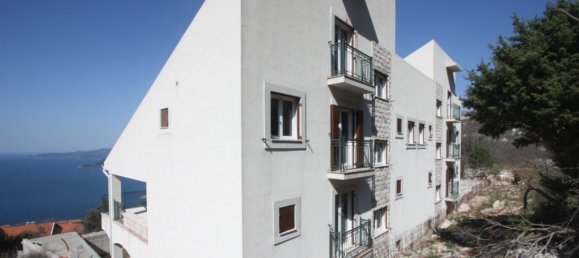 12 bedrooms Villa in Budva, Montenegro No. 400 2