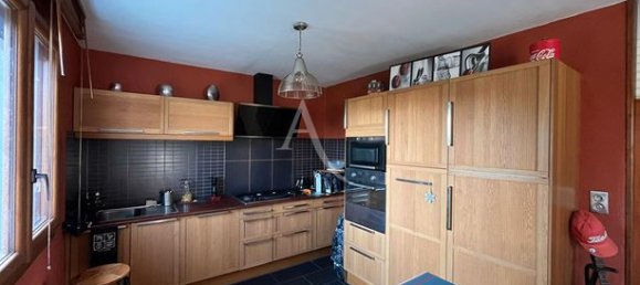 3 Schlafzimmer Haus in Tarn, France, Nr. 300379 2