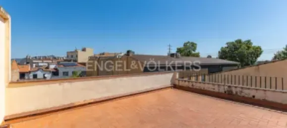 4 bedrooms Townhouse in Sant Boi de Llobregat, Spain No. 174968 7