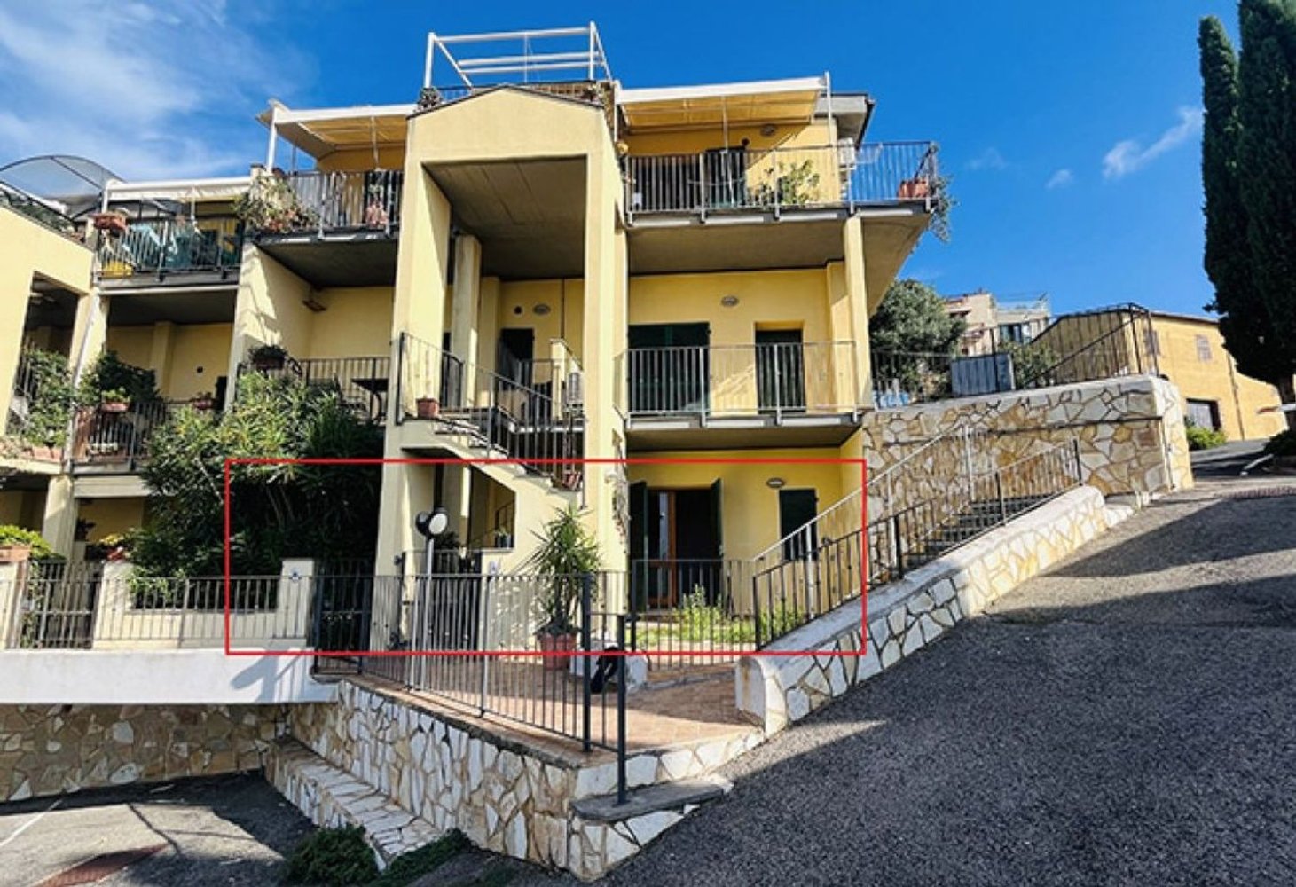 2 bedrooms Apartment in Magliano in Toscana, Italy No. 353141