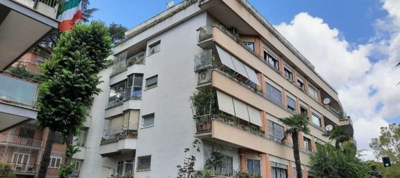 5 rooms Apartment in Rome, Italy No. 185651 19