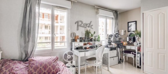 4 bedrooms Duplex in Courbevoie, France No. 327146 9