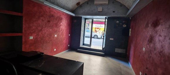Propiedad comercial de 1 habitación en Messina, Italy No. 47433 2