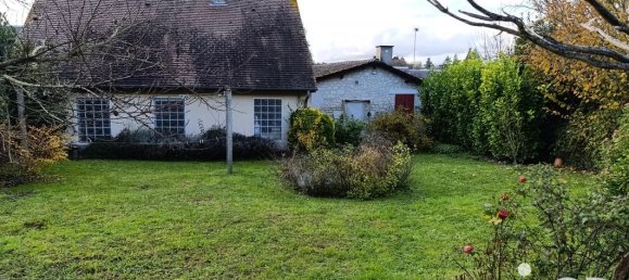 2 bedrooms House in Lucay-le-Male, France No. 53893 2