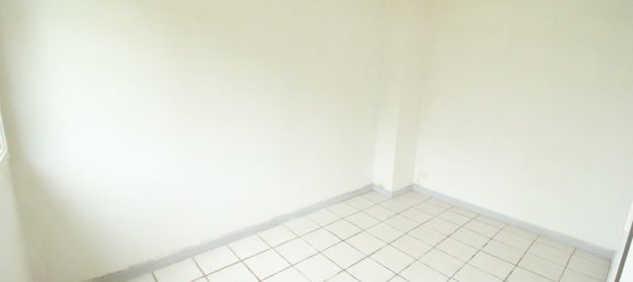 3 bedrooms Apartment in Tours, France No. 52433 3