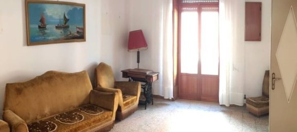 Дом с 6 комнатами в Lequile, Италия № 105455 5