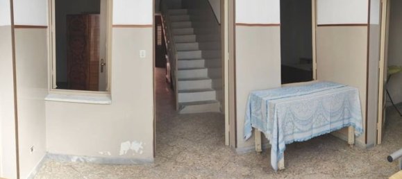 Дом с 6 комнатами в Lequile, Италия № 105455 3