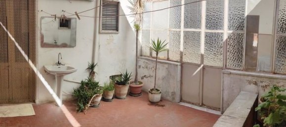 Дом с 6 комнатами в Lequile, Италия № 105455 13