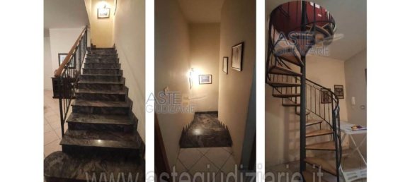 4 bedrooms House in Viagrande, Italy No. 313241 10