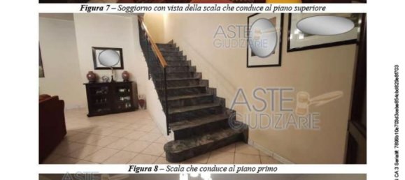 4 bedrooms House in Viagrande, Italy No. 313241 3