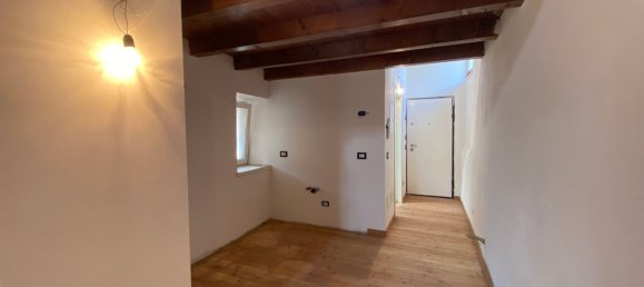 Дуплекс с 4 комнатами в Борго Вальсугана, Италия № 280029 4