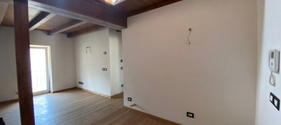 Дуплекс с 4 комнатами в Борго Вальсугана, Италия № 280029 11