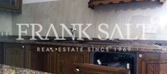 3 bedrooms Apartment in Xaghra, Malta No. 5696 2