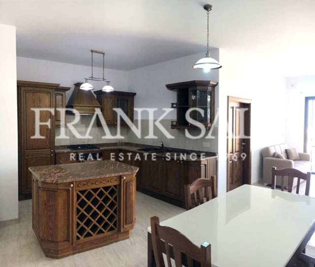 3 bedrooms Apartment in Xaghra, Malta No. 5696