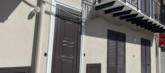 2-Zimmer Wohnung in Palermo, Italy, Nr. 51198 2