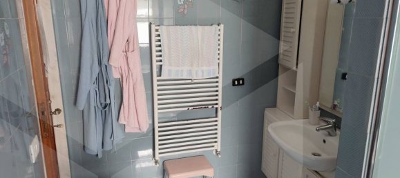 2 rooms Apartment in Bari, Italy No. 33850 31