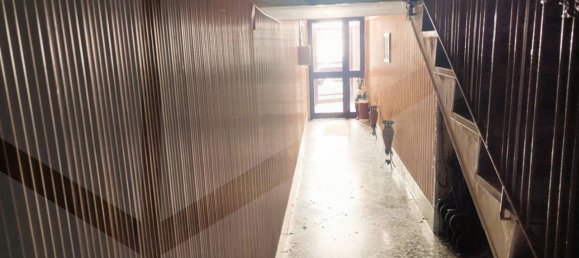 2 rooms Apartment in Bari, Italy No. 33850 2